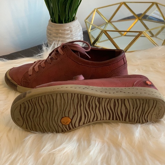 SOFTINOS Purple Leather Lace Up Sneakers - Picture 5 of 5